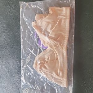 Bali Wirefree Comfort U Back Double Support Bra 34B, Style 3820